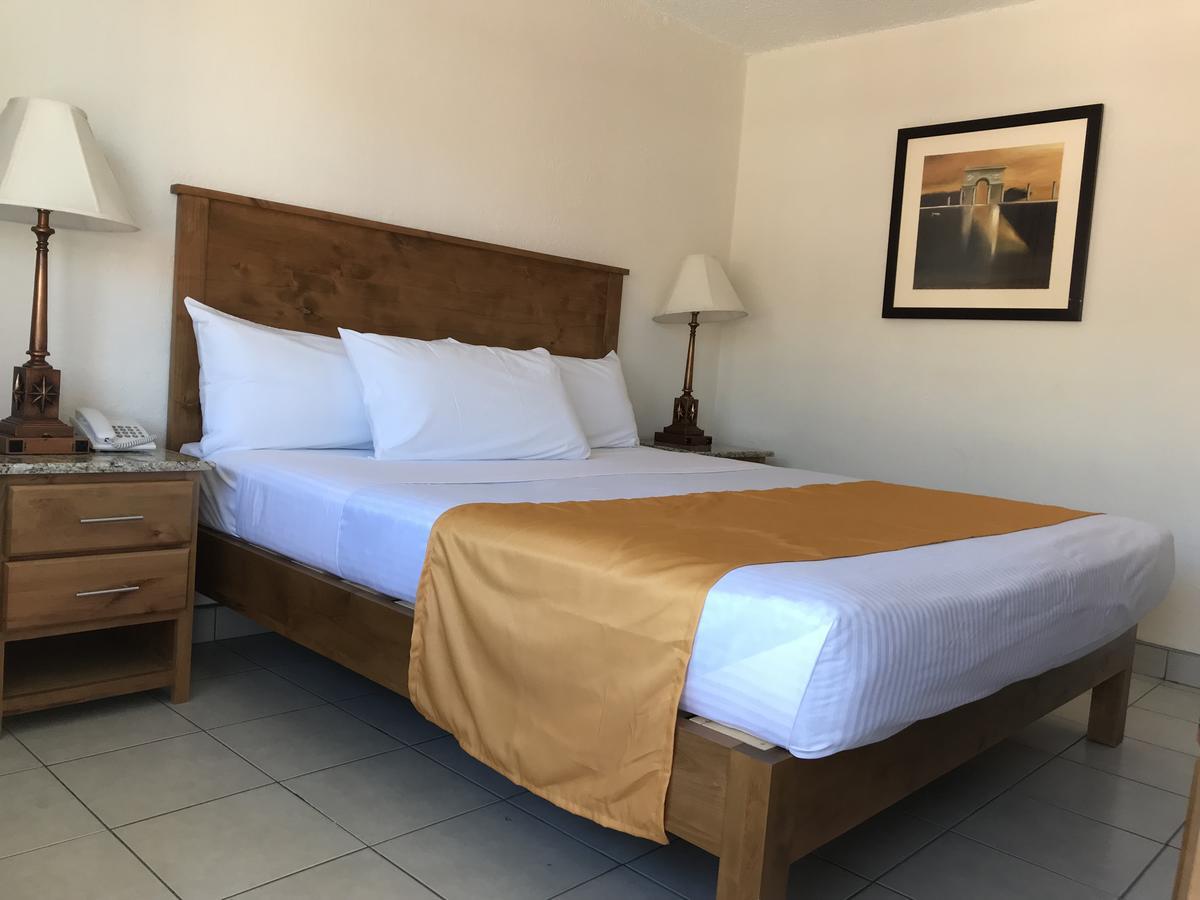 Hotel Guillen Jr Tijuana Exterior foto